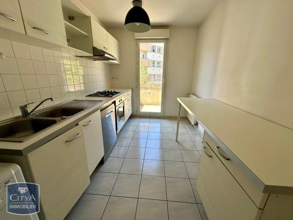 Appartement à louer 3 pièces 83m² Dijon (21000)