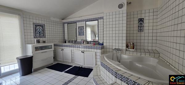 Châteauneuf-les-Martigues (13220) Maison 113m² 3 chambres avec piscine et garage