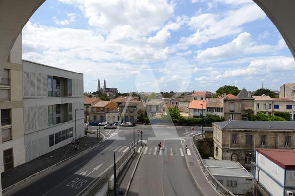 ARCHITECTURE MODERNISTE - 2022 - Appartement 3 pièces - Bordeaux