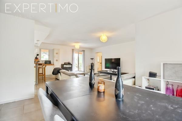 Pourrières (83910) Pourrières : Maison T5 de Plain-Pied avec Piscine et Grand Jardin au Calme