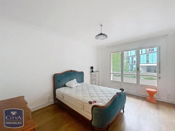 Appartement à louer 3 pièces 83.39m² Lyon (69007)