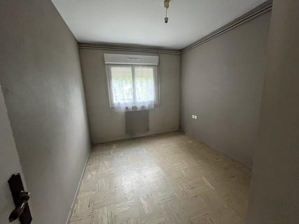 Appartement à louer 565 € CC Montayral 3 p 58 m² DPE D