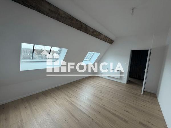 Location Appartement 3 pièces 92.9 m² - Beauvais 60000