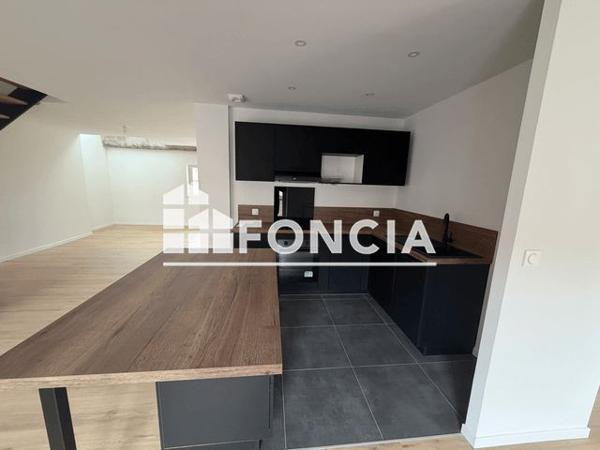 Location Appartement 3 pièces 92.9 m² - Beauvais 60000