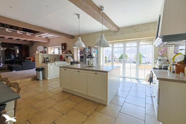 Maison 399 900 € Angeac-Champagne 5 p 320 m² DPE C