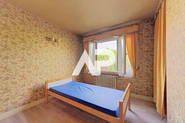 Maison Rueil Malmaison 6 pièce(s) 104m² €740 000 ** - Référence 19797