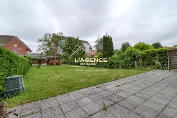 Maison familiale 4 chambres – Garage – Belle pièce de vie – Jardin arboré – Proximité centre-ville d'Hazebrouck