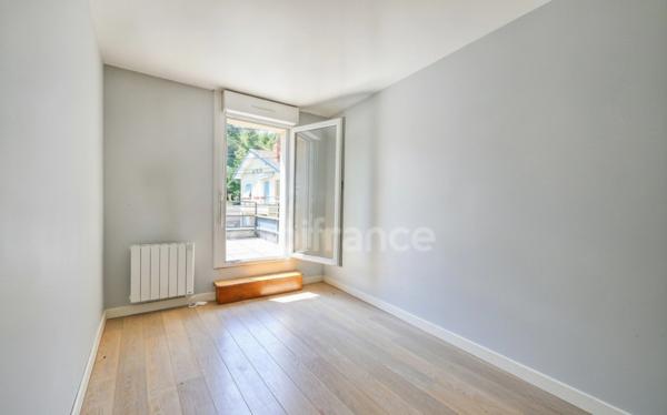 Maison en limite de campagne - 6 Pièces - Hauteurs de Givors - Divisée en 2 appartements - Potentiel locatif