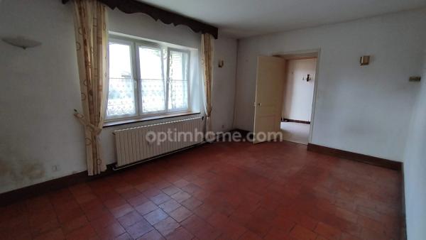 Maison à vendre - Centre village Val d'Ornain - 106 m² avec garage et jardin.