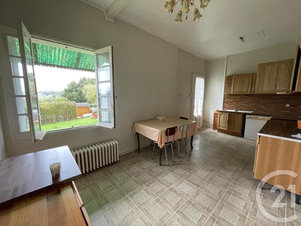 Maison à vendre  4 pièces - 116,68 m2 MONTGUYON - 17