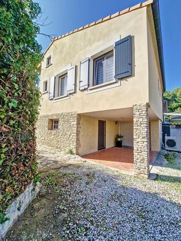 Fontaine-de-Vaucluse – Maison 3 chambres avec piscine