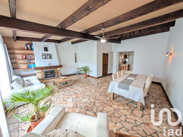 Maison à vendre 10 pièces 212 m² Lussac-les-Châteaux