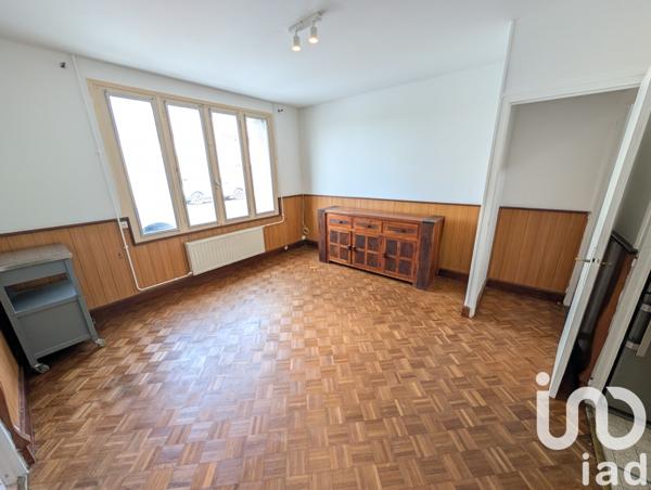 Maison à vendre 10 pièces 212 m² Lussac-les-Châteaux