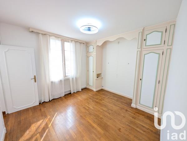 Maison à vendre 10 pièces 212 m² Lussac-les-Châteaux