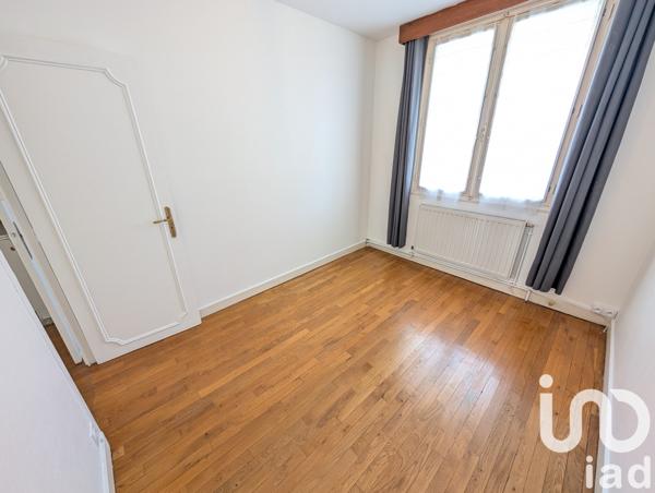 Maison à vendre 10 pièces 212 m² Lussac-les-Châteaux