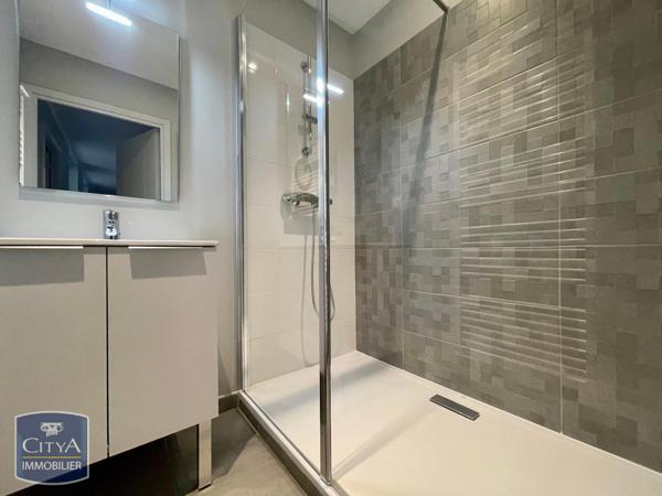 Appartement à louer 2 pièces 51.5m²