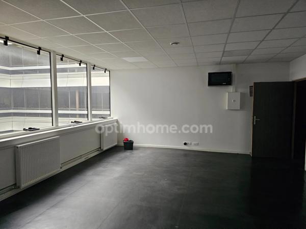Bureau de 70 m2 à louer à Cergy Préfecture
