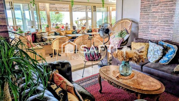 A vendre : Fonds de commerce Restaurant - Bar- Crêperie - Glacier - Salon de thé - Bar à vin