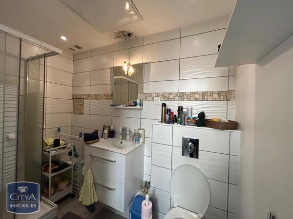 Appartement à louer 1 pièce 21.82m²