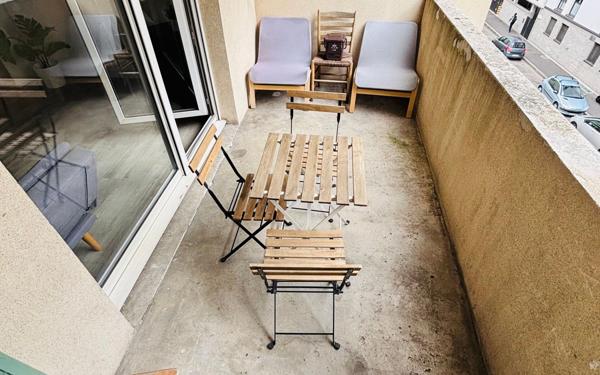 Appartement à vendre    5 pièces • 82 m2 Lyon 7