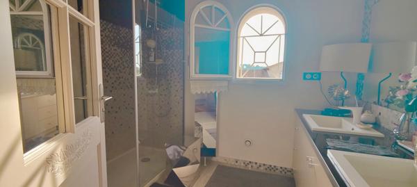 Maison Portes Les Valence 5 pièces et 4 chambres. , Portes les valence Maison Portes Les Valence 5 pièces et 4 chambres. , Portes les valence