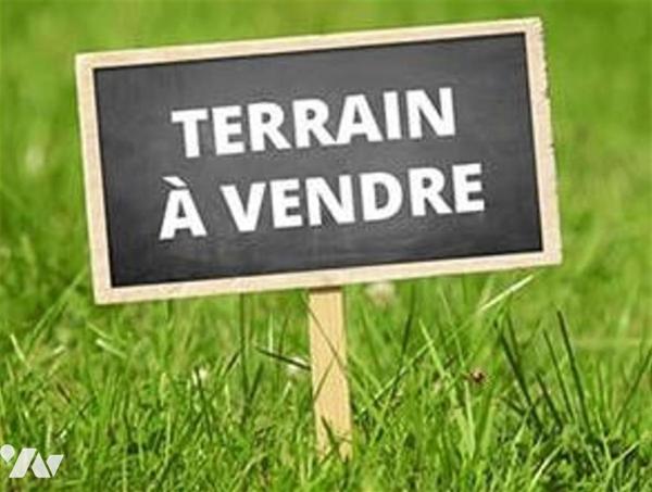 À VENDRE – TERRAIN CONSTRUCTIBLE DE 1 371 m² – QUESTEMBERT
