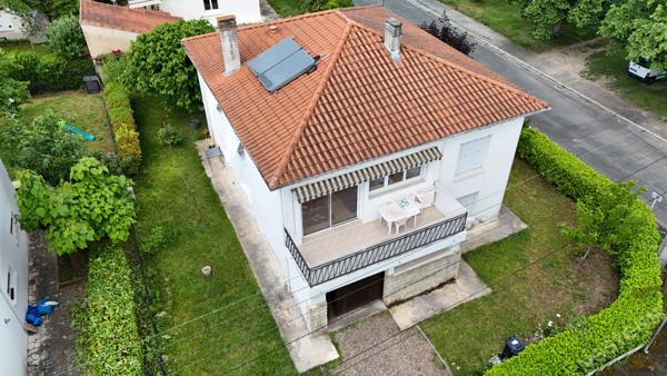 Charmante maison 3 chambres avec jardin et sous-sol dans quartier calme sur la rive droite de Bergerac