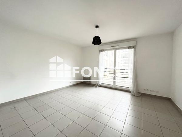 Location Appartement 2 pièces 45.71 m² - 2 RUE D'AURION Rosny Sous Bois 93110