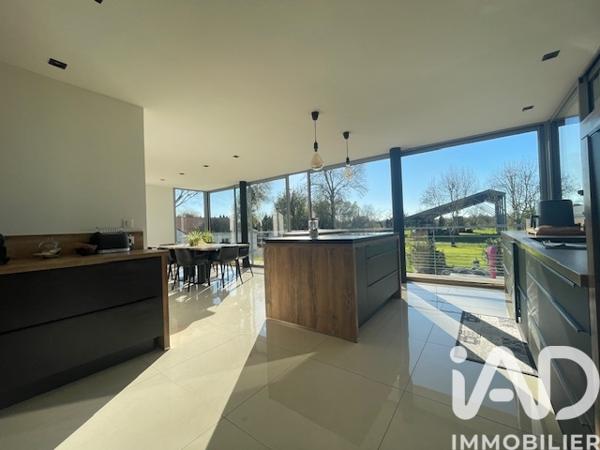 Maison à vendre 8 pièces 290 m² Saujon