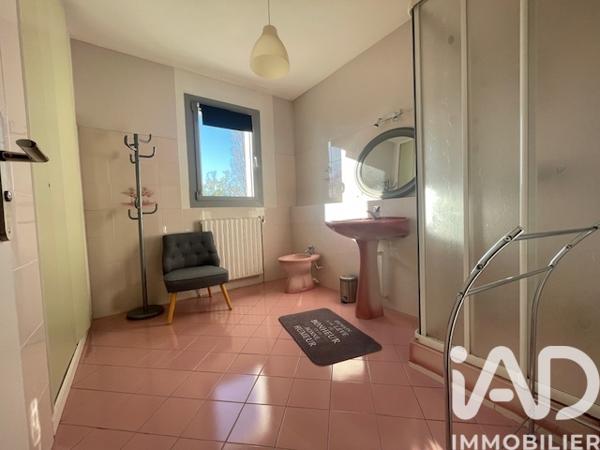 Maison à vendre 8 pièces 290 m² Saujon