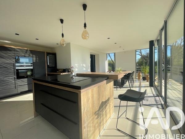 Maison à vendre 8 pièces 290 m² Saujon