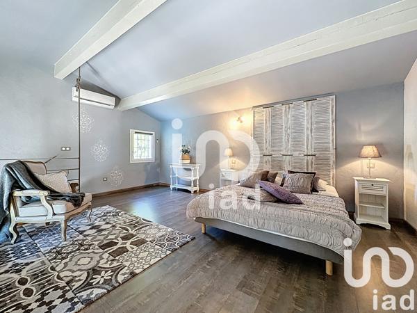 Maison à vendre 19 pièces 445 m² Châteauneuf-de-Gadagne