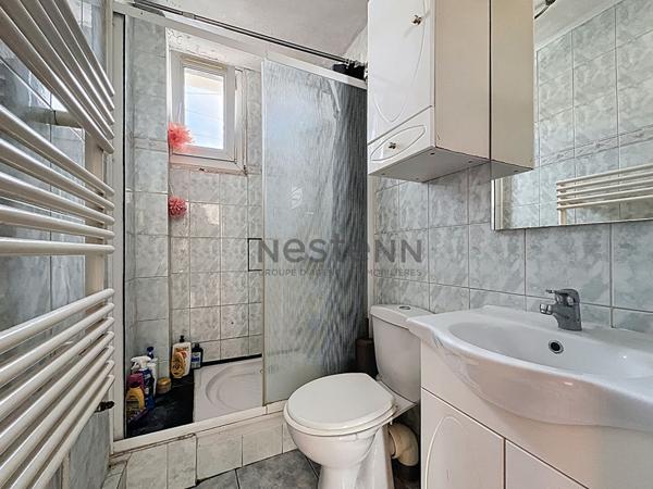 Maison spacieuse à Villeneuve-Saint-Georges, Idéale Famille Nombreuse ou Investisseur