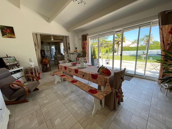 Maison  5 pièce(s)  3 chambre(s)  145 m²