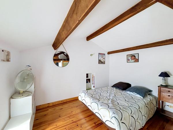 CHARME DE L’ANCIEN ET CONFORT D'UNE RENOVATION MODERNE POUR CETTE MAISON RÉNOVÉE