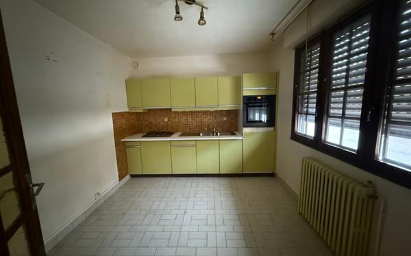 Maison à vendre    6 pièces •  Revigny-sur-Ornain