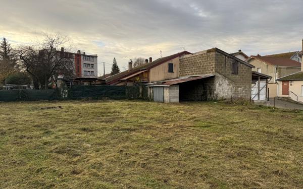 Maison à vendre    6 pièces •  Revigny-sur-Ornain