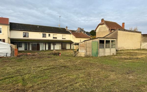 Maison à vendre    6 pièces •  Revigny-sur-Ornain