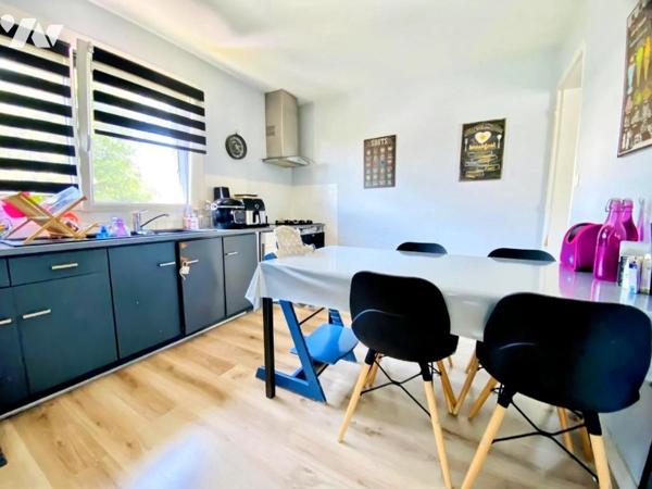 Maison familiale 5 chambres avec sous-sol complet à Plescop