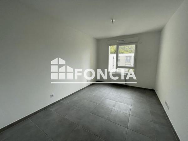 Location Appartement 3 pièces 67.96 m² - 7 RUE PIERRE SEMARD St Martin Le Vinoux 38950