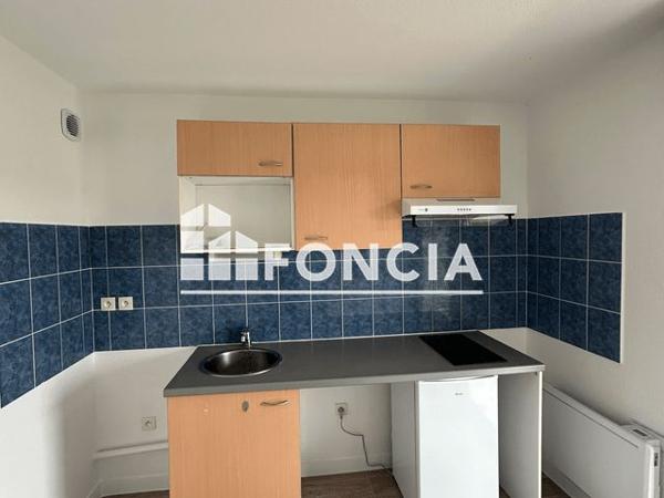 Location Appartement 2 pièces 45.05 m² - Avenue Victor Hugo Negrepelisse 82800