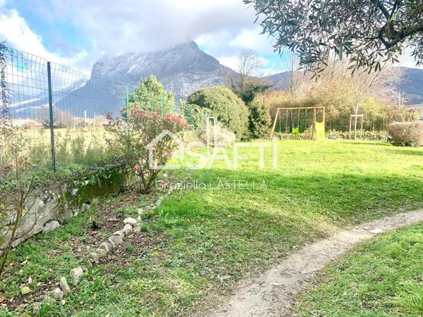 TRES BEAU T2 BIS DE 66M² DANS ANCIENNE BATISSE ENTIEREMENT RENOVEE