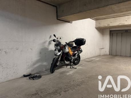 Parking à vendre 50 m² Paris 11