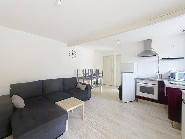 Appartement 2 pièces meublé à louer à Luçon, dernier étage
