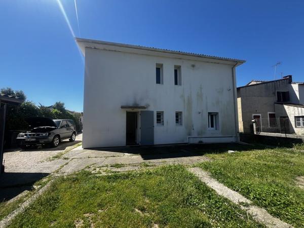 Appartement à louer 690 € CC Carbonne 3 p 72 m² DPE C