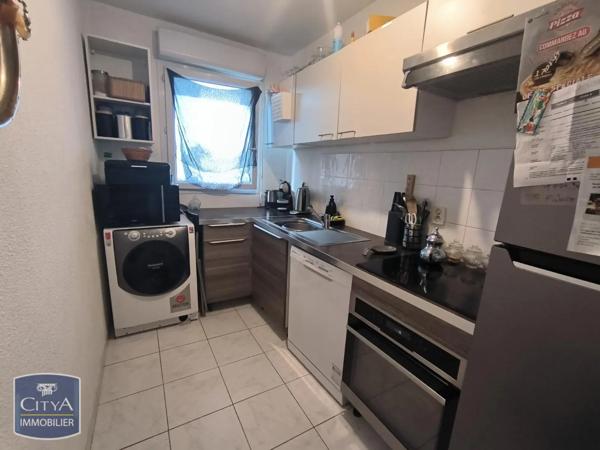 Appartement à louer 3 pièces 63.9m² Orange (84100)