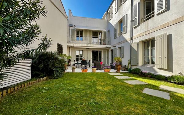 Appartement à vendre    4 pièces • 108,32 m2 La Rochelle
