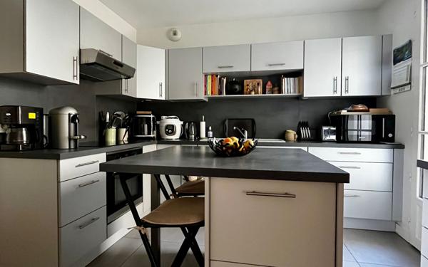 Appartement à vendre    4 pièces • 108,32 m2 La Rochelle