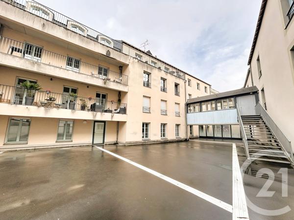 Appartement T2 à vendre  2 pièces - 54 m2 LAVAL - 53