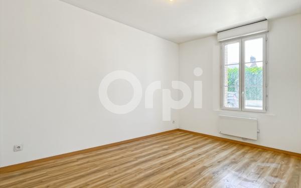 Immeuble à vendre    7 pièces •  Évreux